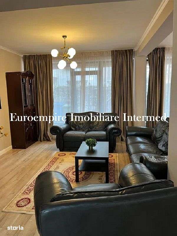 Vila de inchiriat cu 5 camere, zona Km 5 - Imagine principală: 2/13