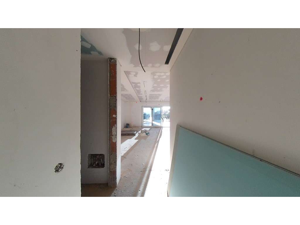 Apartamento T5 no Barreiro com Vista Rio-22