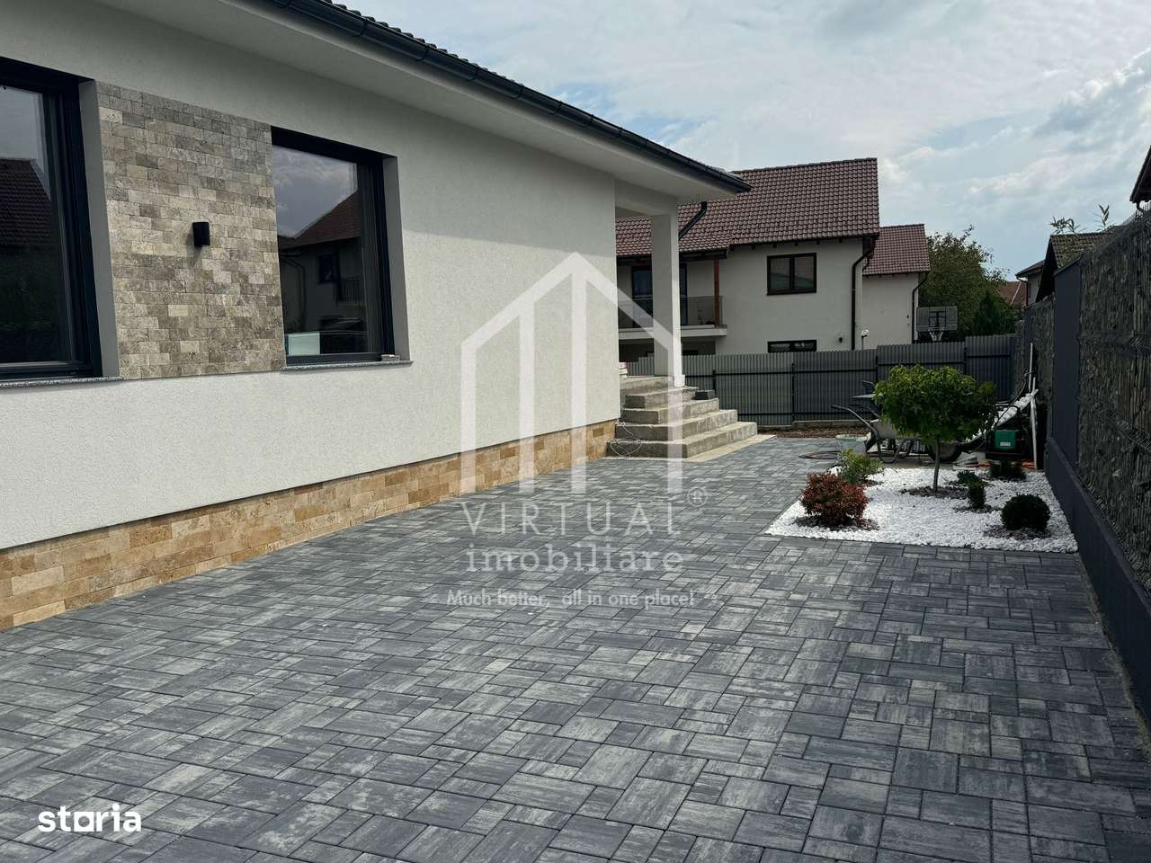 Casa individuala superba in Selimbar- 4 camere, 2 bai, garaj, terasa - Imagine principală: 5/7