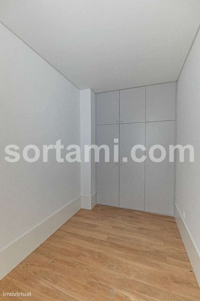 Apartamento T1+1 Venda em Cedofeita, Santo Ildefonso, Sé, Miragaia, Sã-13