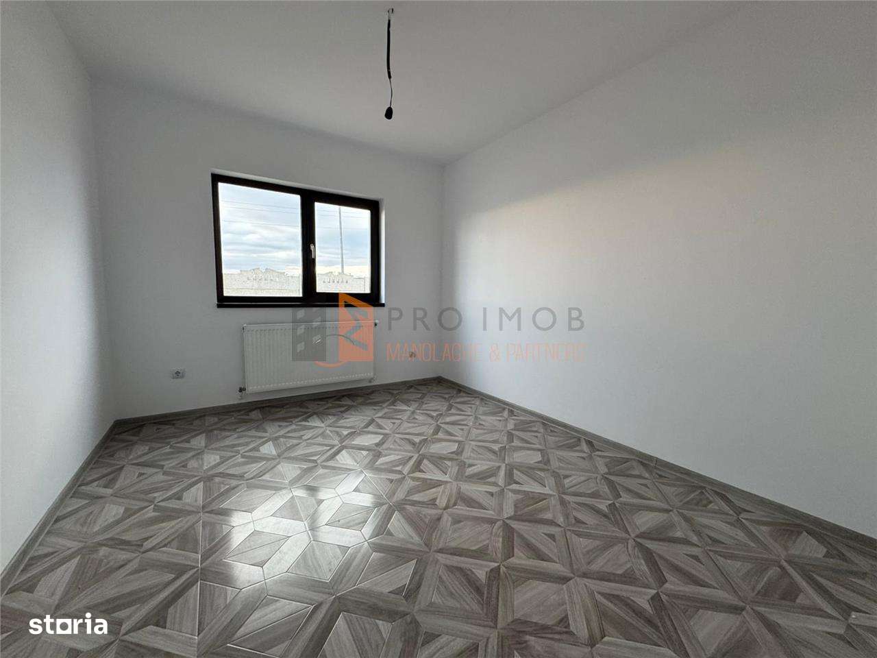 Exclusivitate! Casa tip P+1E+Pod zona Stalpu - Imagine principală: 5/20