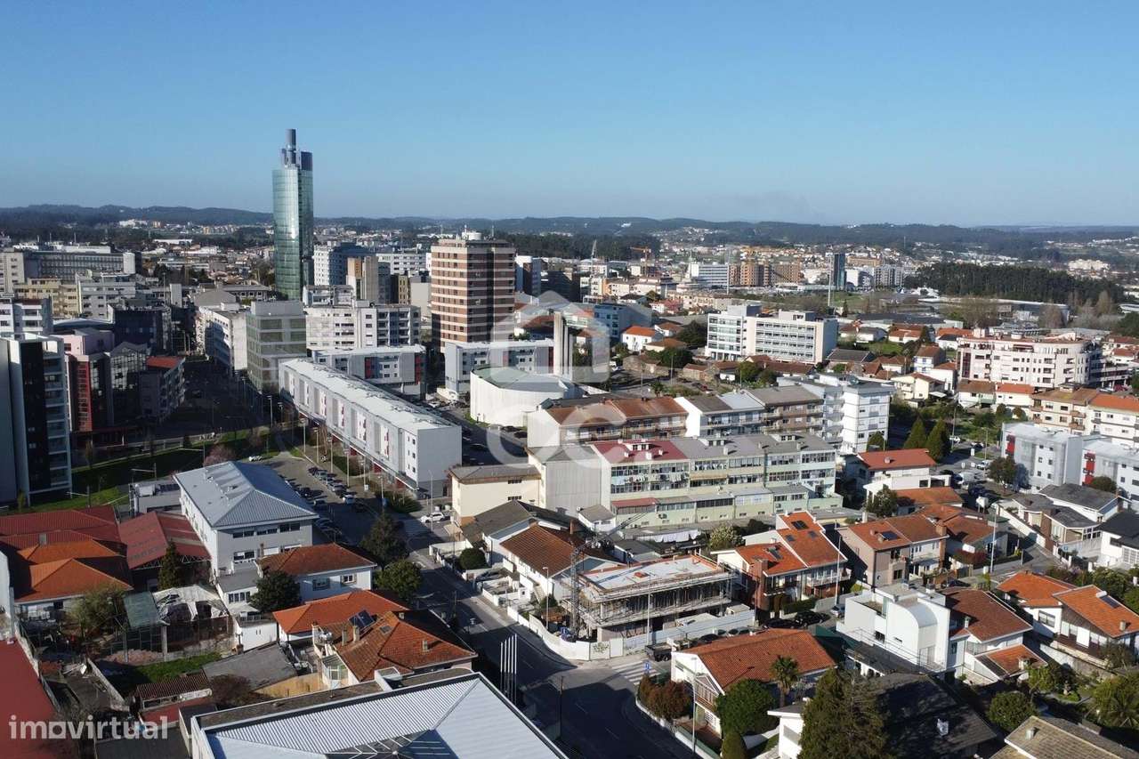 Apartamento T2 com garagem na Maia, junto ao Metro Parque Maia-23