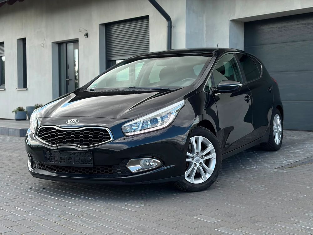 Kia Ceed II (2012-) 1.6 CRDi 128 ISG Edition 7 2014