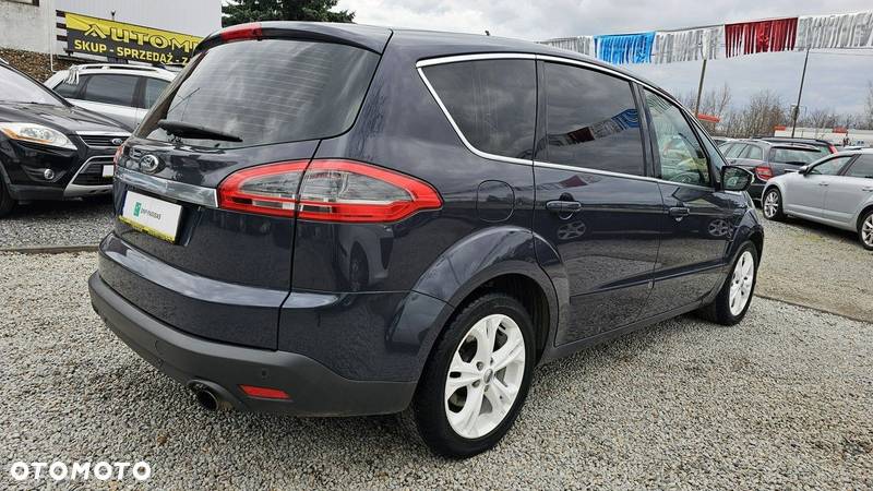 Ford S-Max - 24