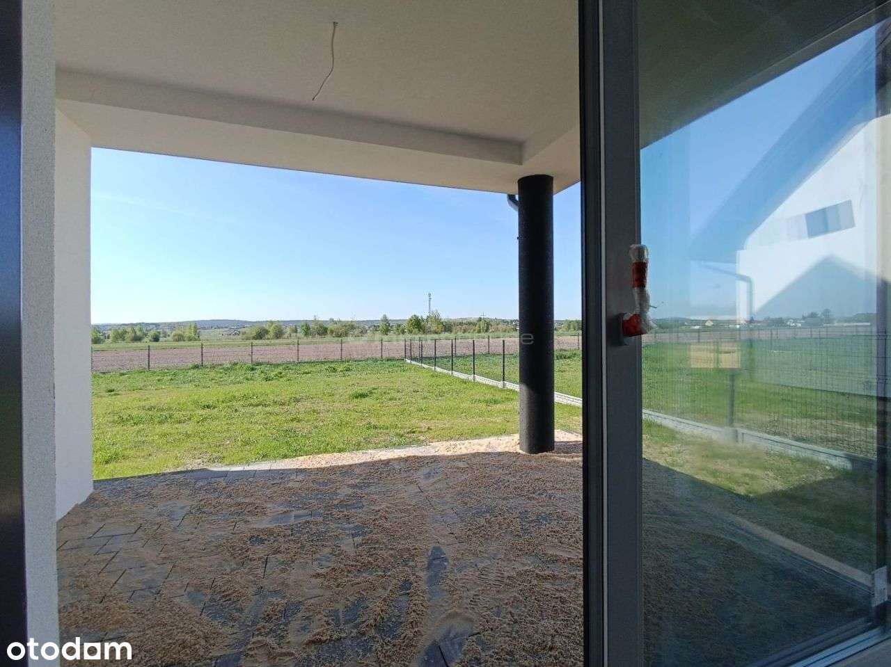 Nowoczesny dom wolnostojący 214 m2 Górno Kielce-7