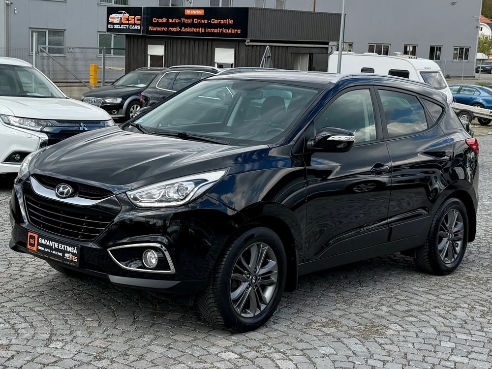 Hyundai ix35 2.0 CRDI 4WD Automatik Fifa World Cup Gold Edition 2014