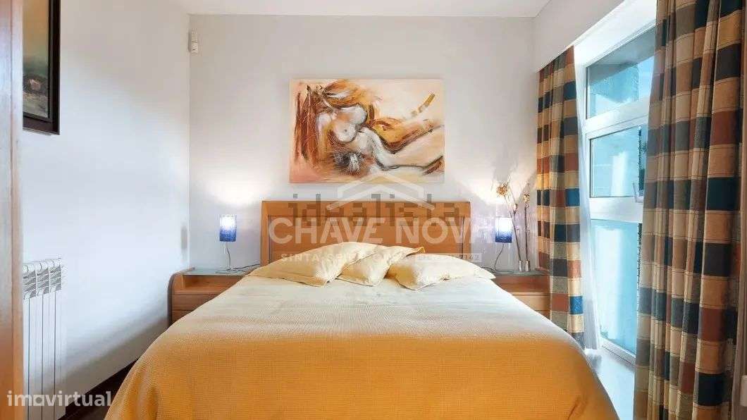 Moradia Triplex T4 suites 228 m² com jardim e terraços na Boavista - Grande imagem: 4/49