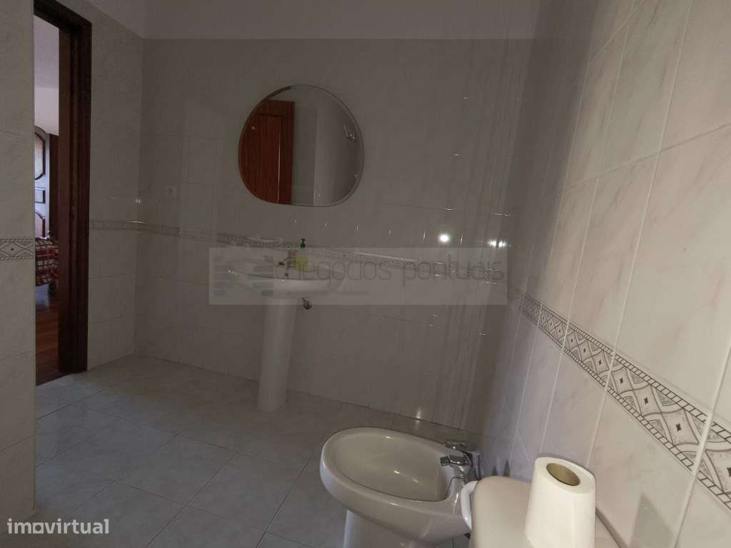 Apartamento T3 - próximo ao Braga Parque, com lugar de garagem-16