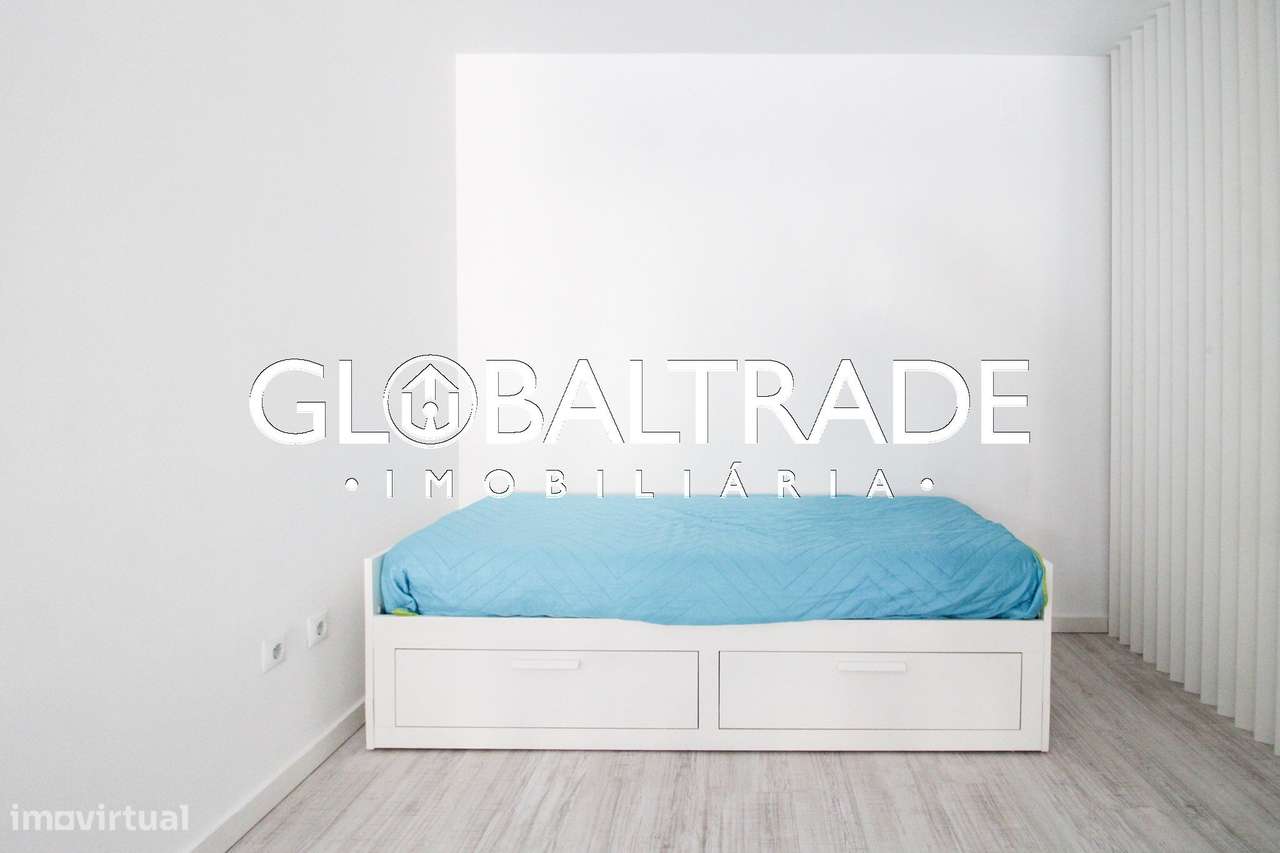 Apartamento T2 Renovado em Valbom-11