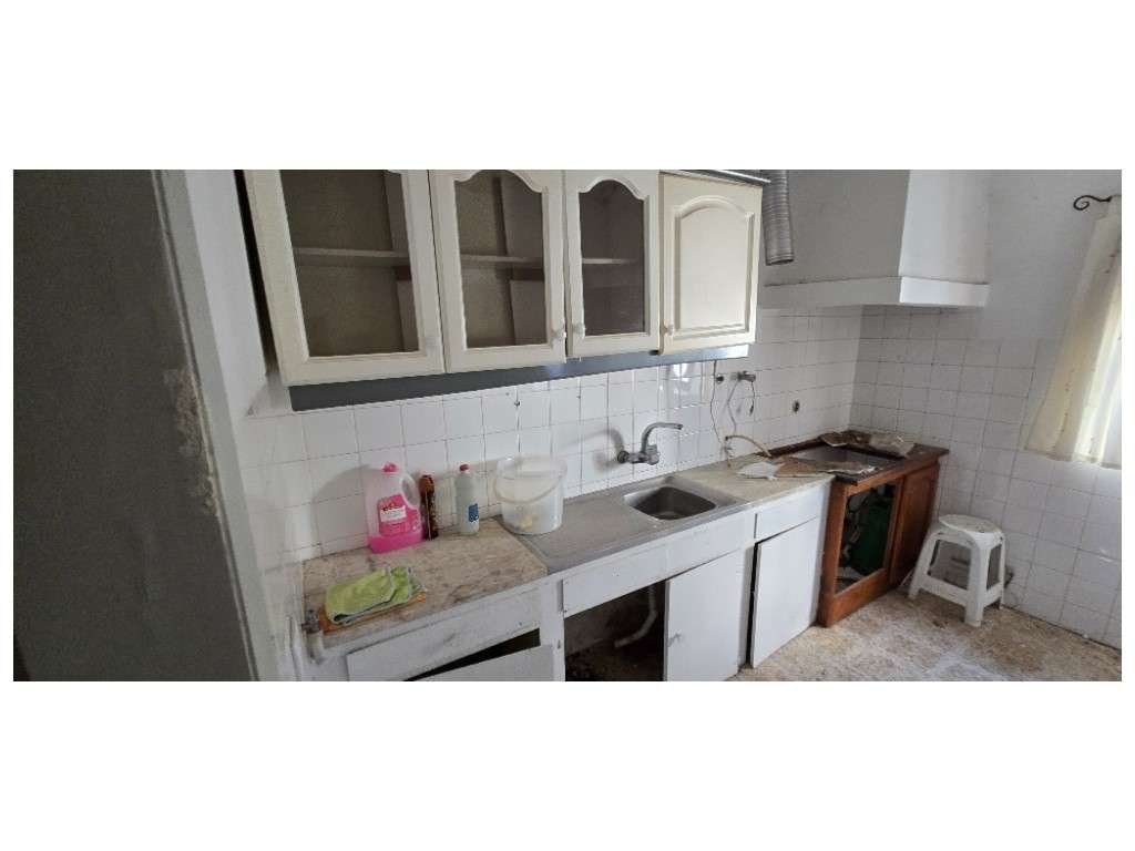 CONJUNTO de PRÉDIOS-47