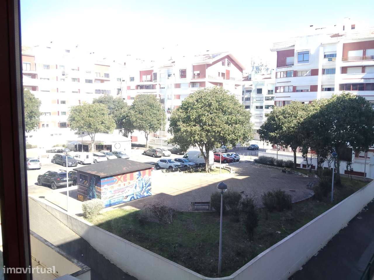 Apartamento T2 com 100m2 em algueirão-18