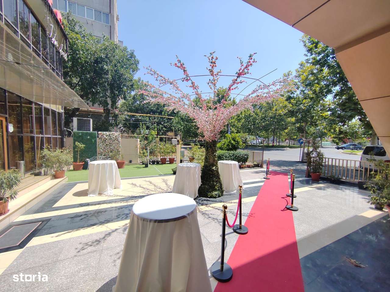 De vânzare – Restaurant Casa Luminita-Super Afacere - Imagine principală: 2/14