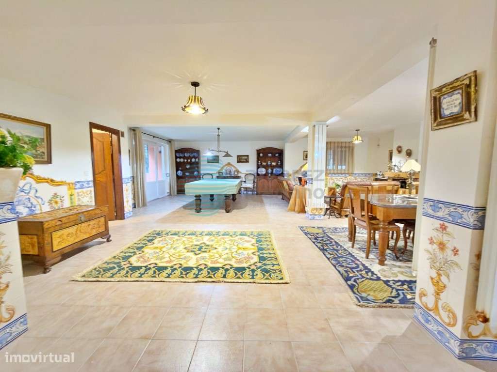 Moradia V5 com terreno com 2075m2, vista de mar-56