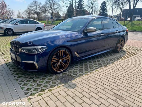 BMW Seria 5 M550i xDrive sport - 18