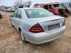 Dezmembrari  Mercedes-Benz C-CLASS (W203)  2000  > 2007 C 200 CDI (20 - 5