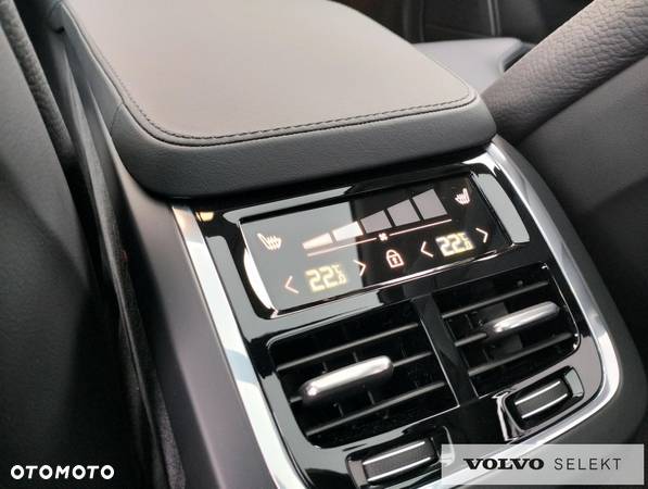 Volvo V90 Cross Country - 19