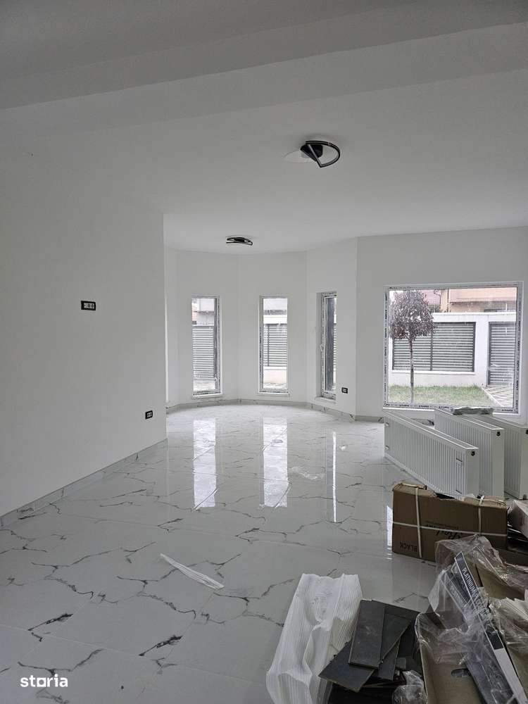 CASA 5 CAMERE - LUMINA-3