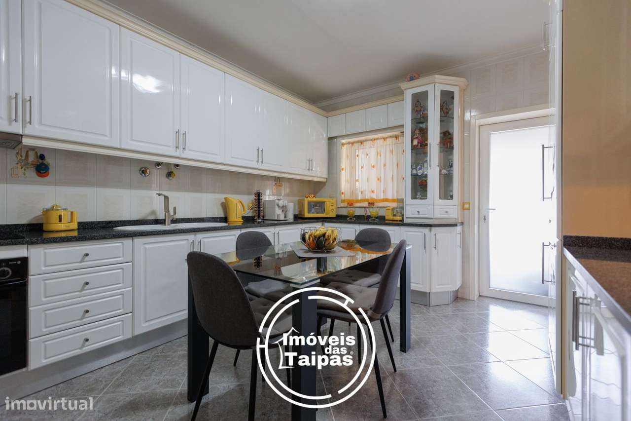Vende-se Apartamento T3 em Sande São Martinho, Guimarães-17