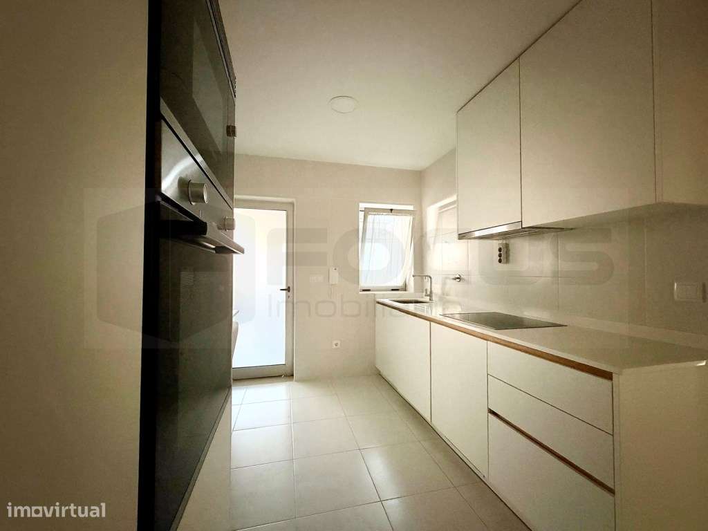Apartamento T2 renovado com terraço Esgueira - CENTRO-1