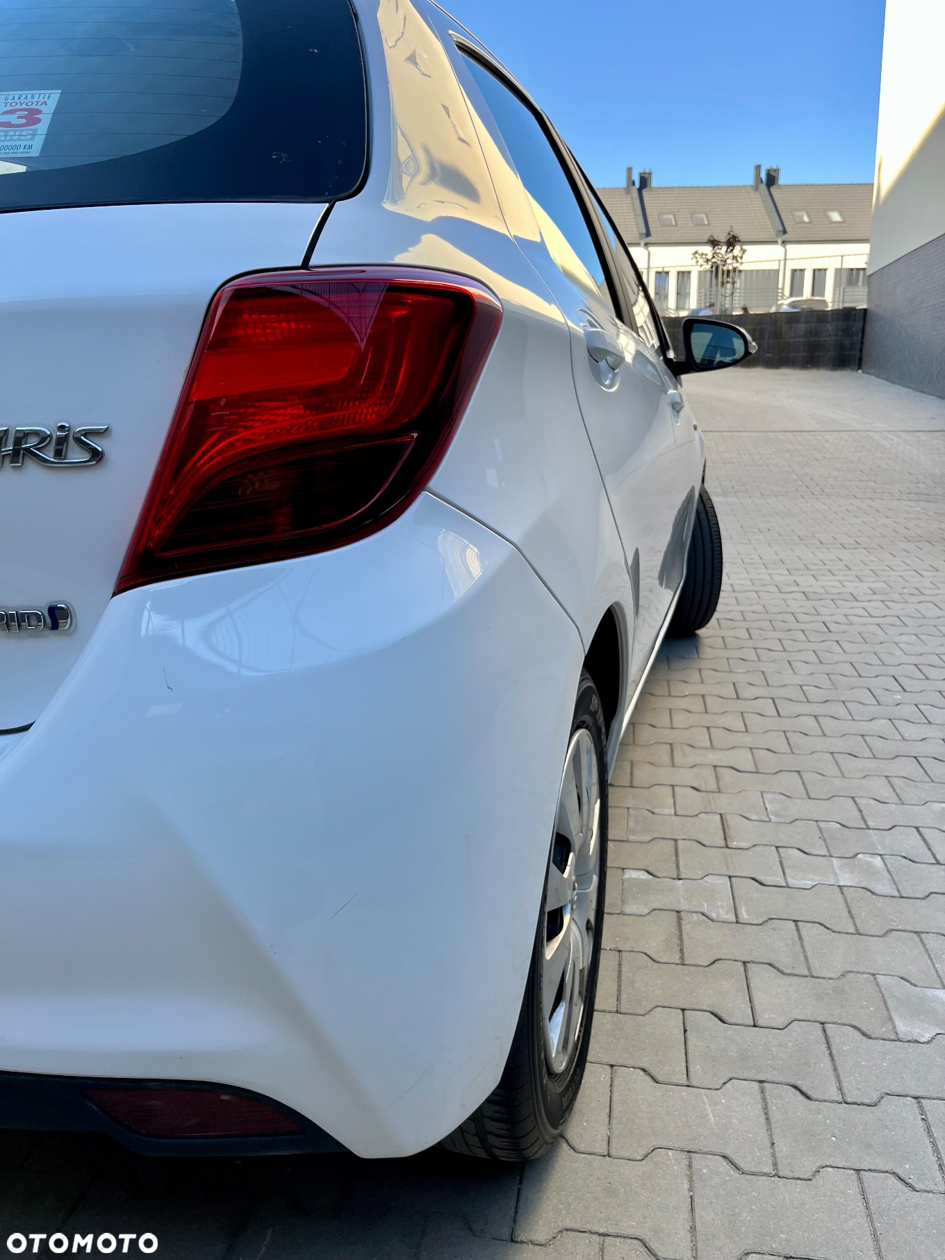 Toyota Yaris Hybrid 1.5 VVT-i Elegant - 12