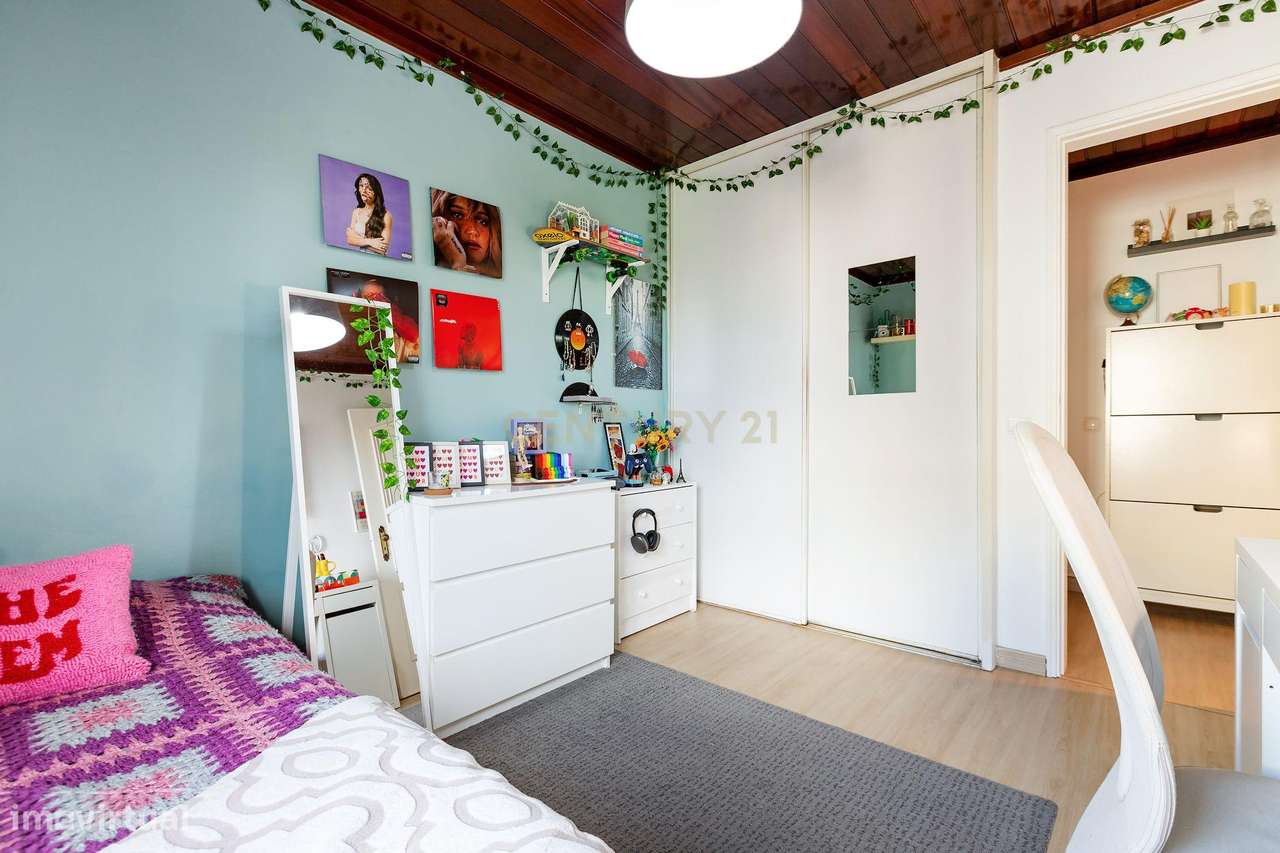 Apartamento T4 Remodelado Corroios-21