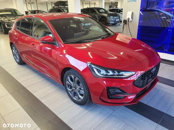 Ford Focus 1.0 EcoBoost mHEV ST-Line X - 8