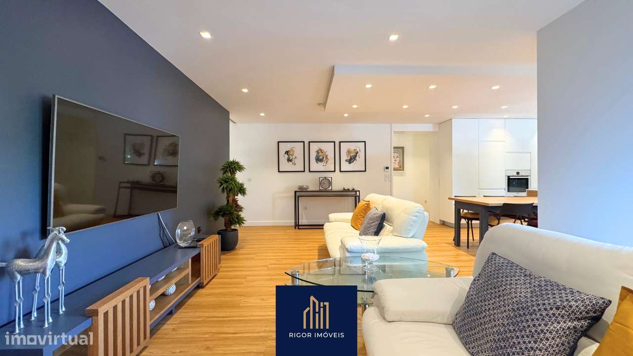 Apartamento T4 Zona Balnear Póvoa de Varzim, Avenida Santos Graça-10