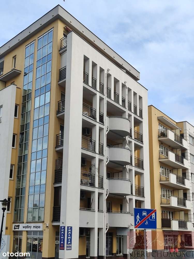 Z dużym balkonem i garażem w super lokalizacji-10