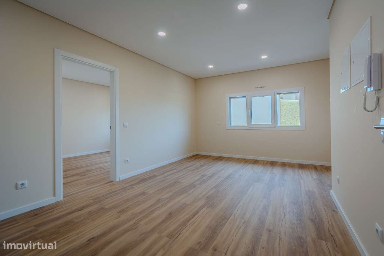 APARTAMENTO T1 NOVO, COZINHA EQUIPADA, Parqueamento! Oportunidade! - Grande imagem: 5/25