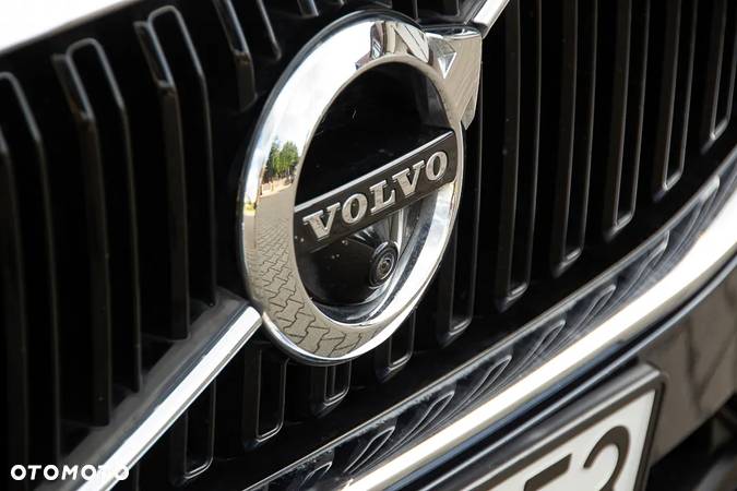 Volvo XC 60 B4 D AWD Geartronic Momentum - 39