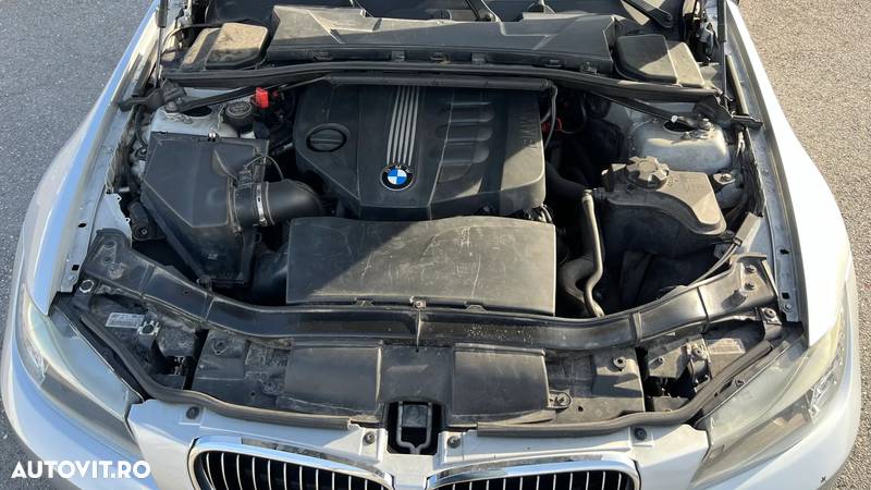 BMW Seria 3 318d DPF Edition Exclusive - 30