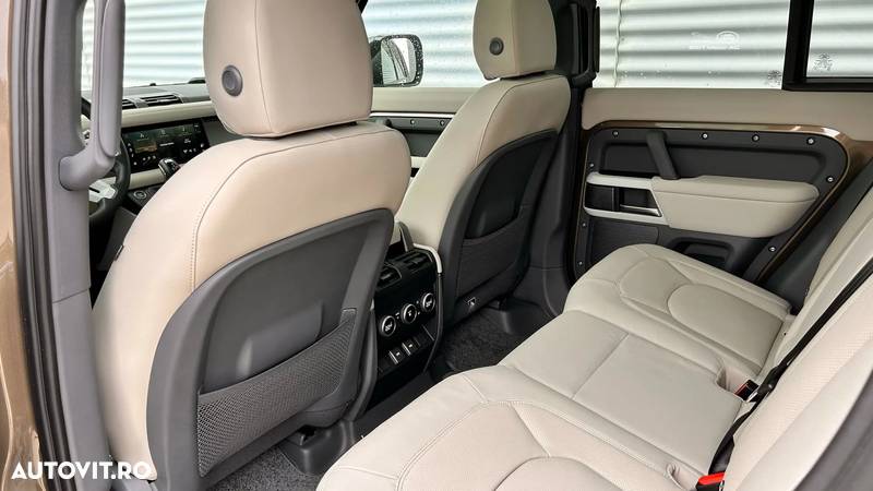 Land Rover Defender 110 2.0P 404 PHEV XS Edition - 10