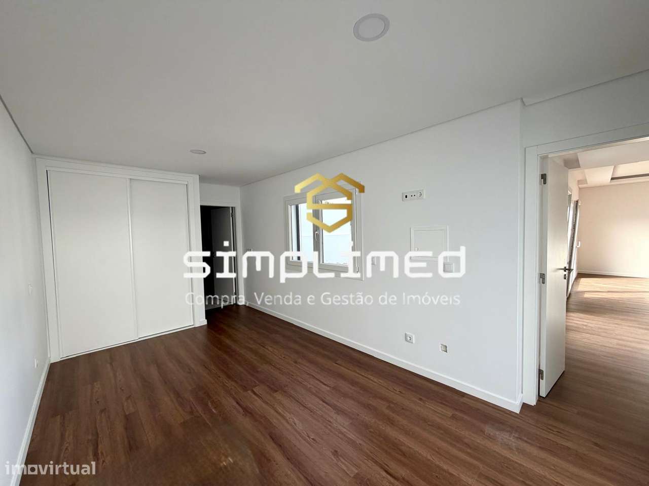 Moradia Isolada Térrea T4  Fernão Ferro  (CF)-13