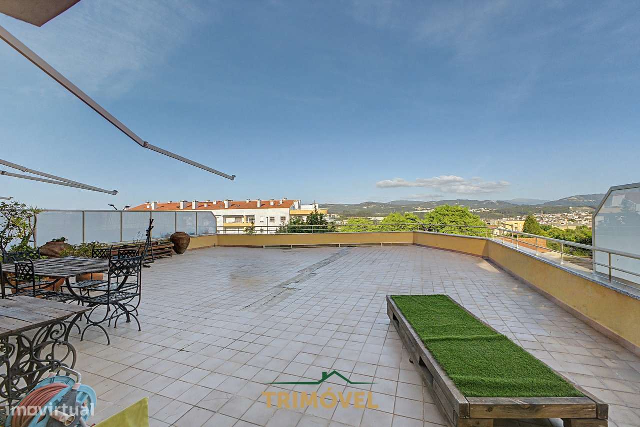 Apartamento T3 com Terraço, São João da Madeira-24