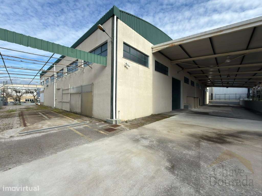 Dois armazéns - Taveiro-10