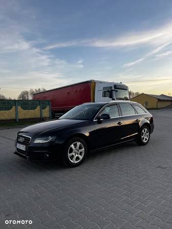 Audi A4 Avant 2.0 TDI DPF Attraction - 3