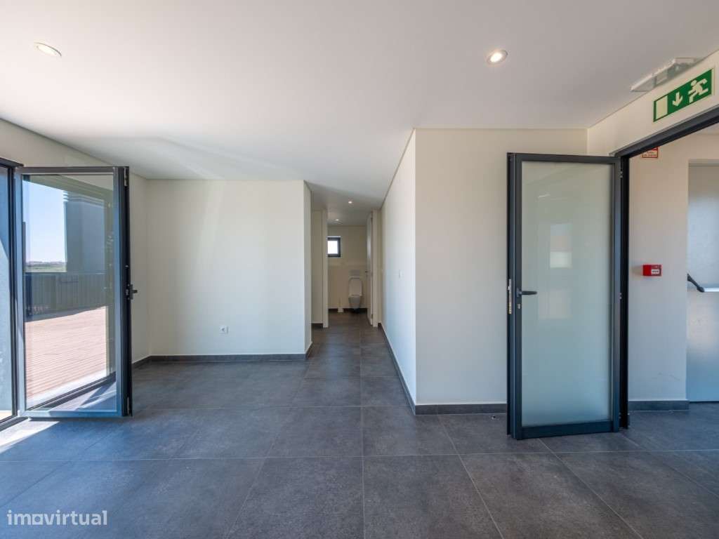 Apartamento T3 Moderno com Varanda e Churrasqueira - Praia de Santa...-19
