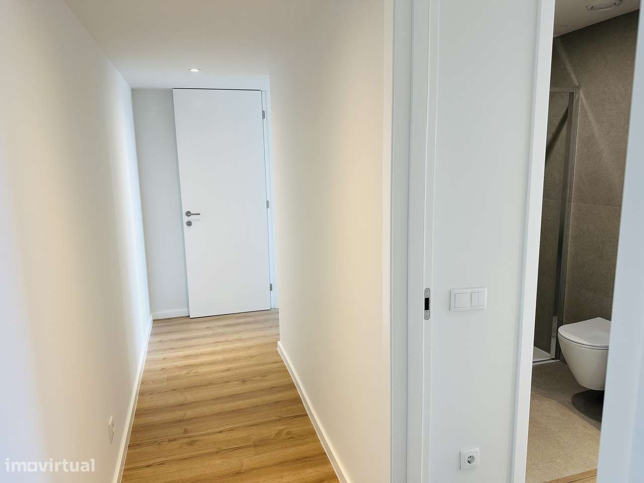 T2 luminoso com 2 estacionamentos (última fração disponível)-20