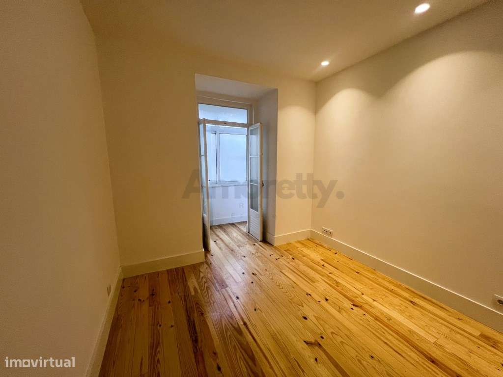 T2 Renovado em Pleno Coração de Arroios-20