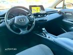 Toyota C-HR Hybrid Style Selection - 19