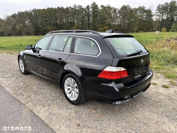 BMW Seria 5 520d Touring Edition Sport - 14