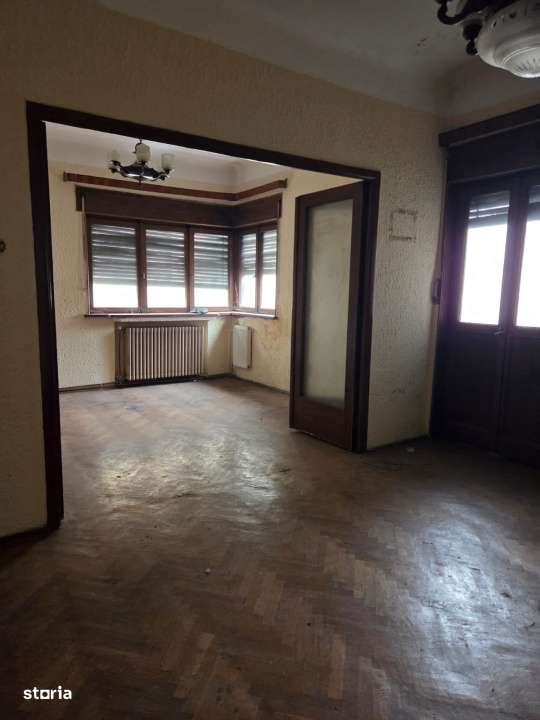 Transforma-l in acasa! Apartament 4 camere – Universitate, spatiu cu - Imagine principală: 2/9