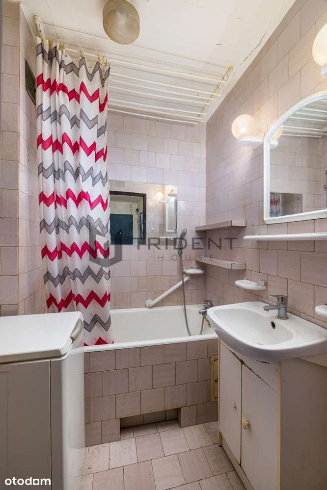 Mieszkanie z ogromnym potencjałem przy metrze!-11