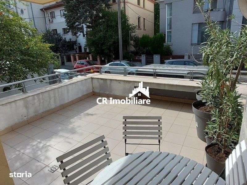 4 camere, apartament de vanzare Bucuresti (judet), Piata Charles de