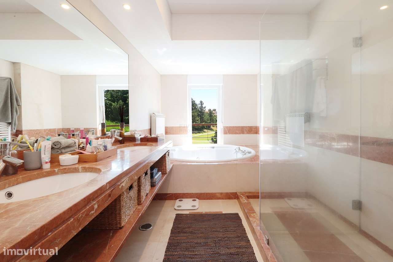 Moradia T6 – Belas Clube de Campo – Golfe – Auto sustentável-37