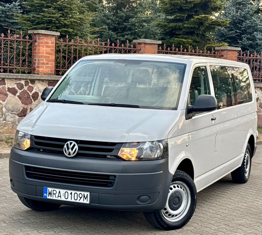 Volkswagen Caravelle 2011