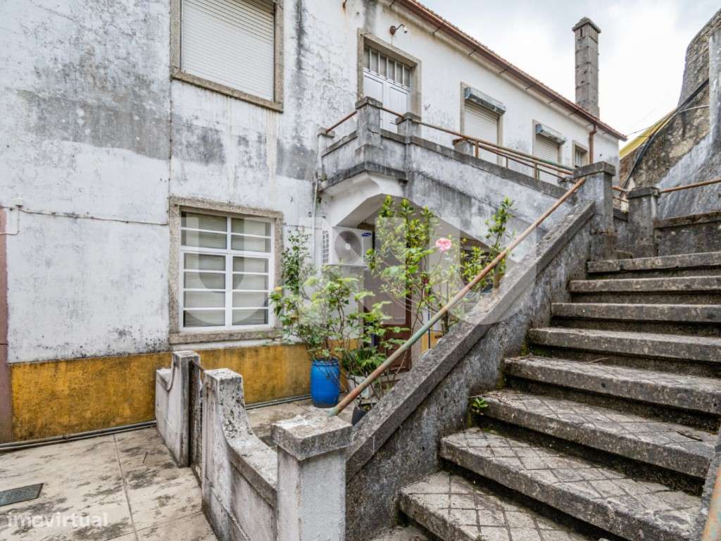 T5 Histórico com Garagem de 160 m² no Centro da Covilhã - Localizaç... - Grande imagem: 4/24