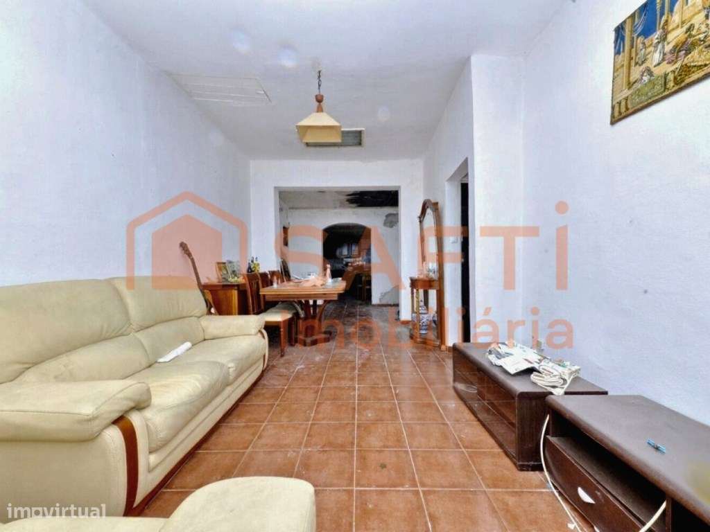 Moradia T3 para Remodelar no Coração da Serafina - Excelente Oportu... - Grande imagem: 4/22