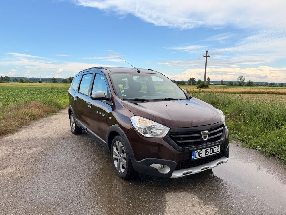 Dacia Lodgy 1.5 dCi 109 CP Stepway 2016