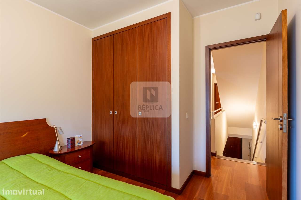 Moradia T5 com jardim e garagem | Senhora da Hora, Matosinhos-18